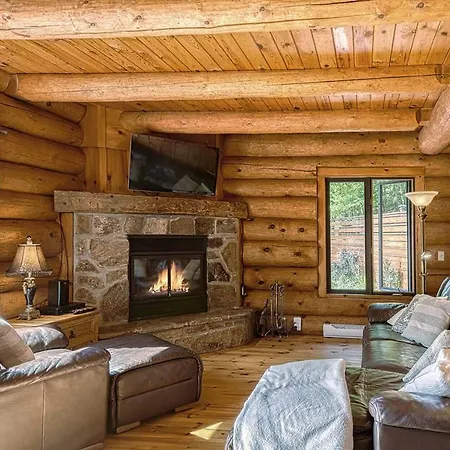 Luxurious Log Cabin With Private Spa Lac Superieur Exterior photo