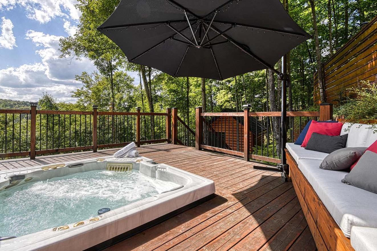 Chalet Luxurious Log With Private Lac Superieur