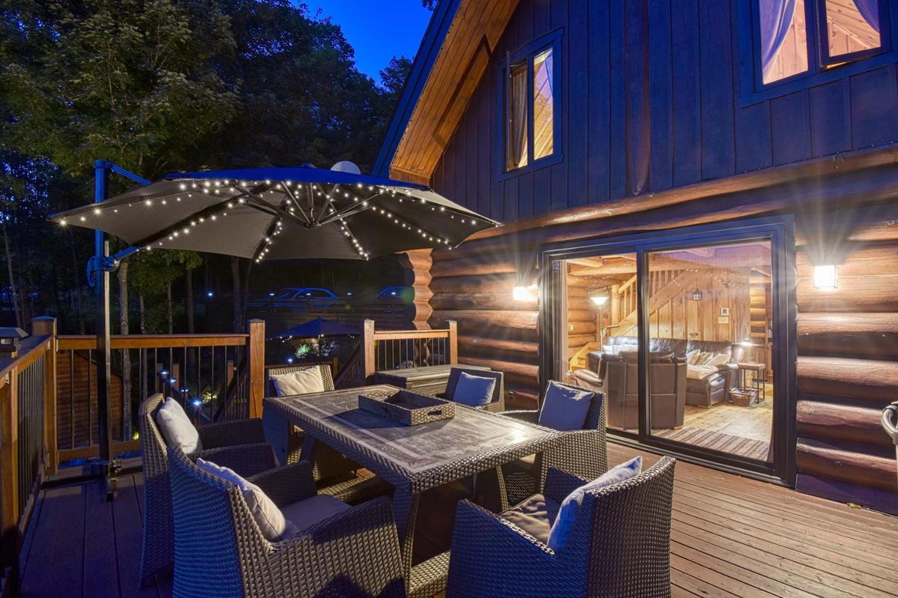 Luxurious Log With Private * Lac Superieur